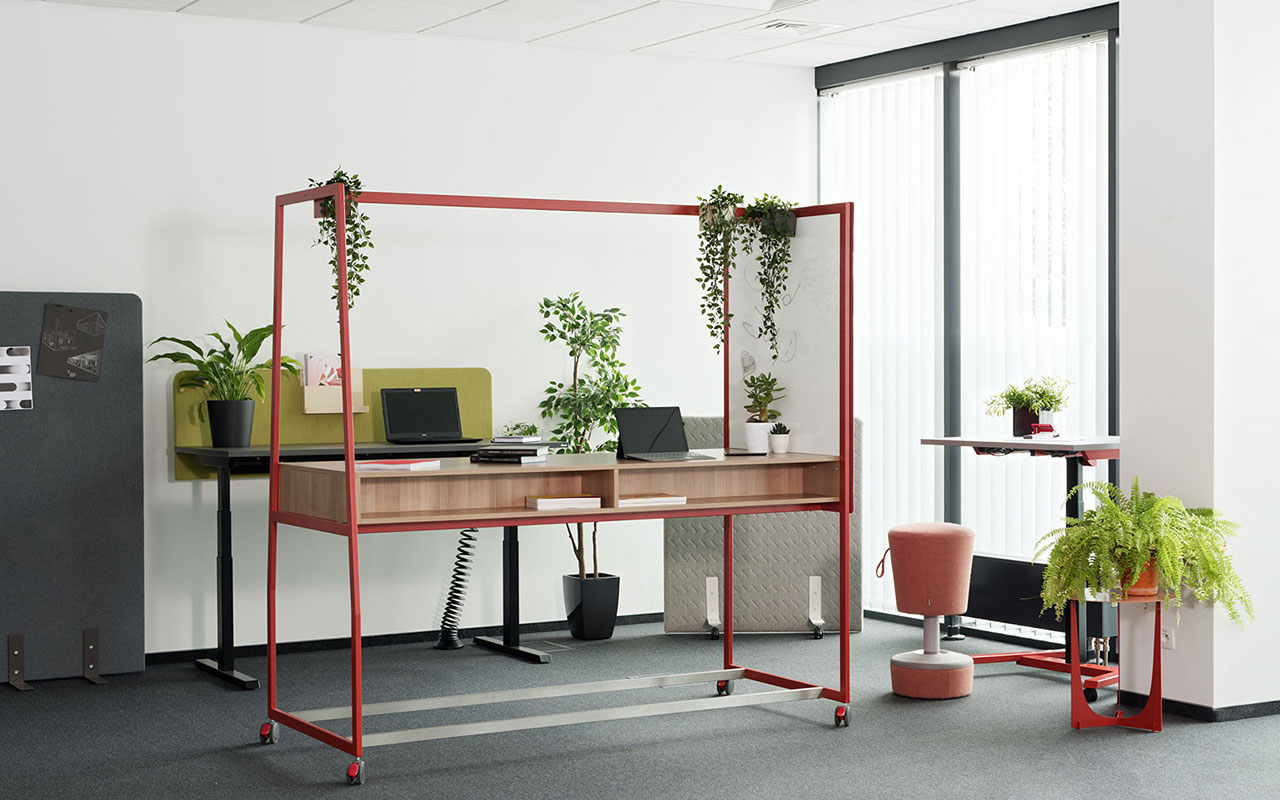 Высокий стол для переговоров Wariant High для офиса (Польша)