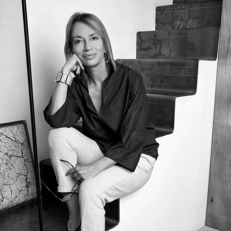 Stefania Tognoloni - дизайнер офисной мебели